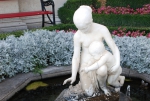 Скульптурная группа Бартоломео Каччиаторе 'Мать с младенцем'